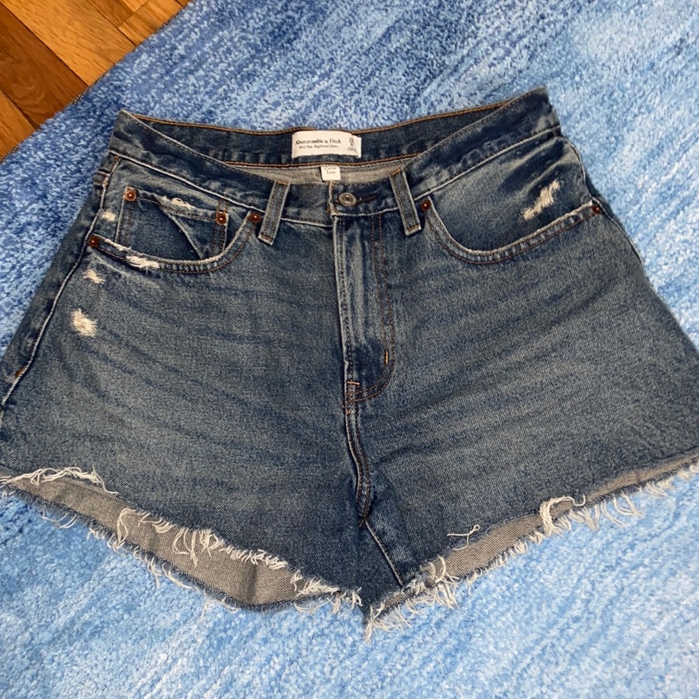 Abercrombie boyfriend shorts